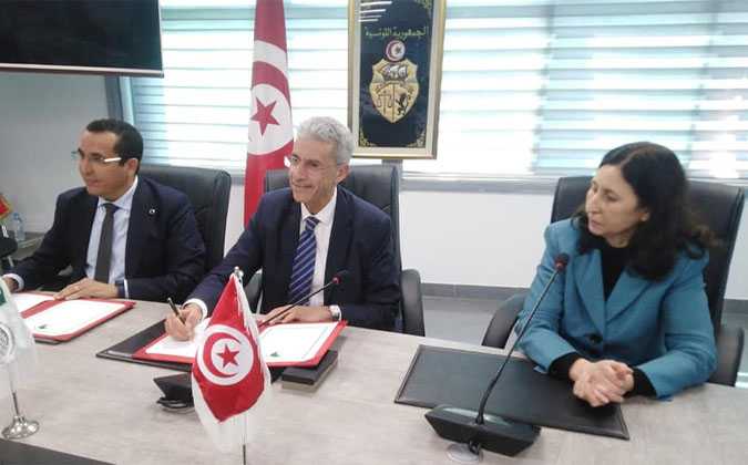 البنك الافريقي للتنمية يمنح تونس قرضا ب 335 مليون دينار لتطوير البنية التحتية للطرقات
